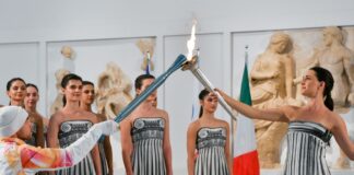 Άρχισε το ταξίδι της η Ολυμπιακή Φλόγα για τους Χειμερινούς Ολυμπιακούς Maria mina