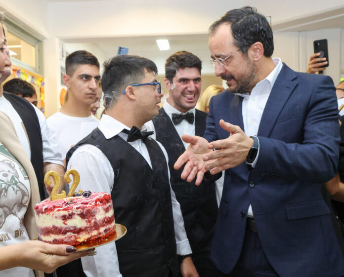 Πρόεδρος της Δημοκρατίας – Επίσκε