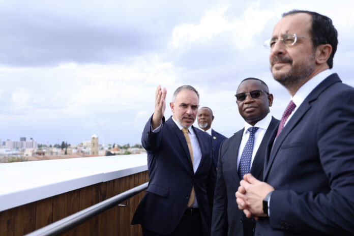 Πρόεδρος της Δημοκρατίας ‒ Πρόεδρ