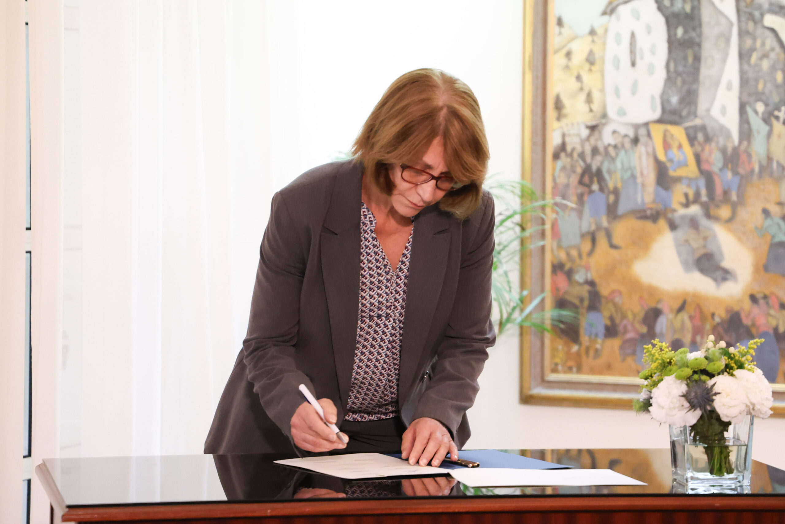 Πρόεδρος της Δημοκρατίας – Συμφων