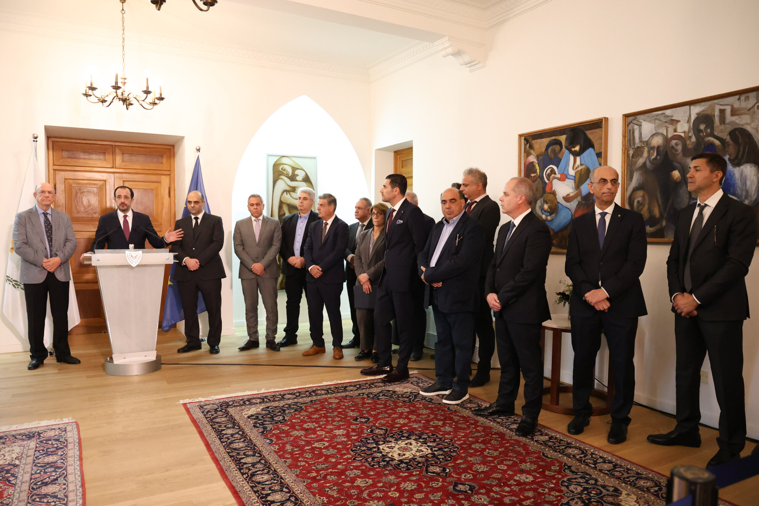 Πρόεδρος της Δημοκρατίας – Συμφων