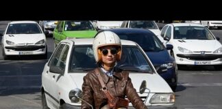 Περισσότερες γυναίκες οδηγούν μοτοσικλέτες στην Τεχεράνη, δοκιμάζοντας τα νομικά όρια του Ιράν 357133