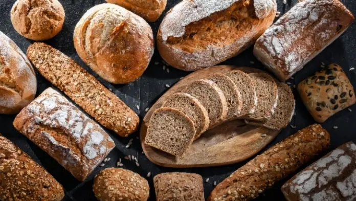 Shutterstock 2370367363 1