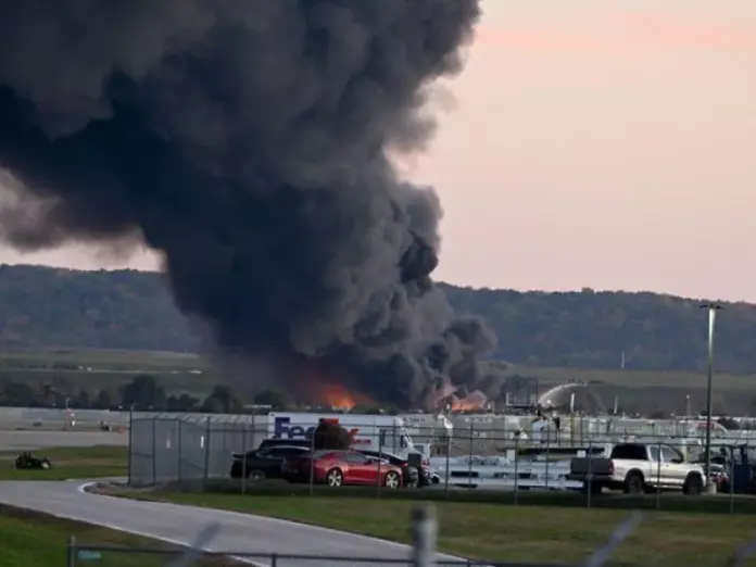 Syntrivi aeroskafous kentaki.png