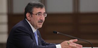 Εκθειάζει Ντενκτάς και Κιουτσούκ ο Αντιπρόεδρος της Τουρκίας για το ψευδοκράτος Tourkia antiproedros gilmaz