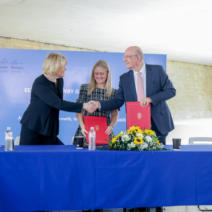 Υπουργός Οικονομικών – Τελετή Υπο