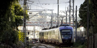 Νεκρός άνδρας που παρασύρθηκε από συρμό του Προαστιακού στα Άνω Λιόσια EV GK 280218 PROASTIAKOS1 1 1200x900 1200x900 1200x900