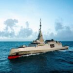 Live η ιστορική τελετή έπαρσης της ελληνικής σημαίας της φρεγάτας FDI «Κίμων» KIMON 696x463