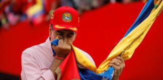 Μαδούρο: «Δεν θέλουμε την ειρήνη των σκλάβων» – Τι ειπώθηκε στο τηλεφώνημα με τον Τραμπ Maduro 1 696x464