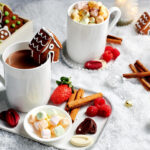 Η Emirates «ξετυλίγει» τη μαγεία των Χριστουγέννων στα 40.000 πόδια Photo