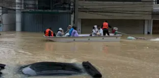 Σφοδρές καταιγίδες στην Ασία: Περισσότεροι από 1.000 νεκροί, εκατοντάδες αγνοούμενοι (ΒΙΝΤΕΟ) Ap tailandi.jpg