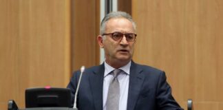 Αβέρωφ: «Εγώ το διπλοπόρτι, το έζησα στο πετσί μου» – Πώς σχολιάζει τις εξελίξεις στο ΔΗΣΥ Averof averwf