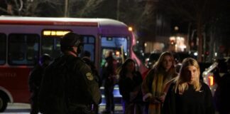 Μακελειό στο Brown University: Ελεύθερο το «πρόσωπο ενδιαφέροντος» που ήταν υπό κράτηση Brownshooting 696x464