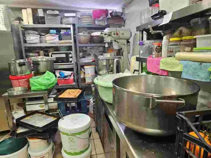 Elegxoi perifereia attikis.jpg