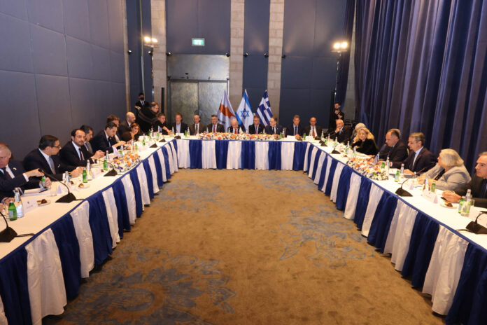 Πρόεδρος της Δημοκρατίας – 10η Τριμ