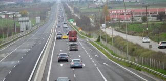 Μετ΄ εμποδίων η επιστροφή των εκδρομέων στην Αθήνα Epistrofi ekdromeon