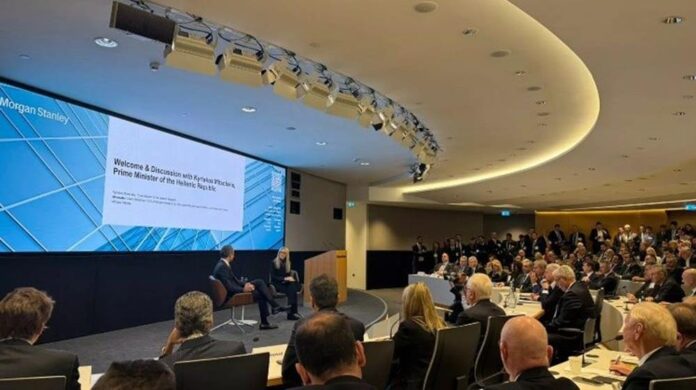 London trapeza kiprou