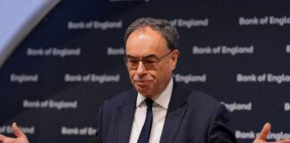 Με την ψήφο του διοικητή της BoE μειώθηκαν τα επιτόκια Ot Andrew Bailey 1024x682