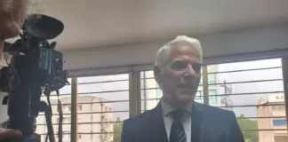 Ανακηρύχθηκε βουλευτής ο Πενηνταέξ: «Θα κάνω ό,τι μπορώ για τους συμπολίτες μου» Penintaex vouli 1 1536x1013