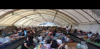 Άμαχοι απομακρύνονται εν μέσω αναζωπυρωμένης σύγκρουσης στα σύνορα Ταϊλάνδης-Καμπότζης 361434