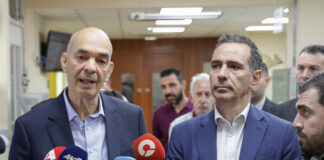 Νέα εποχή στα Κυπριακά Ταχυδρομεία, λέει ο Βαφεάδης για αυτοματοποίηση συναλλαγής Υπουργός Μεταφορών, Υφυπουργός Έρ