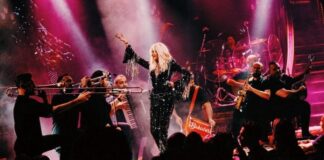 Άννα Βίσση: Aποθεωτική πρεμιέρα για 10η χρόνια στο «Hotel Έρμου» (φωτό) Vissi anna