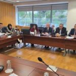 Μεταρρύθμιση: Αφαιρείται η φορολόγηση Ταμείων Πρόνοιας – Νέες συνεδρίες Βουλής Πέμπτη και Παρασκευή Vouli ep oikonomikon