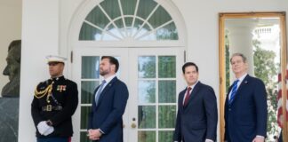 Το «όνειρο» Τραμπ για τη Γροιλανδία απειλεί τη συνοχή του ΝΑΤΟ Vance rubio 696x464