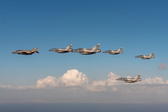 Aeroplana polemika kali