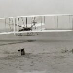 Το πρώτο αεροπλάνο της ανθρωπότητας θα «πετάξει» γύρω από τη Σελήνη Aeroplanoaderfoirait