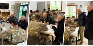 “Εφοδος” Γενικού Ελεγκτή σε στρατόπεδα για εξέταση της σίτισης οπλιτών (φωτό) Elegktis stratopeda