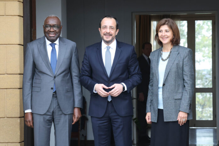 Πρόεδρος της Δημοκρατίας – Κοινή σ