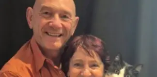 Ζευγάρι Γάλλων έχασε τον γάτο του στην Ισπανία: Επέστρεψε μετά από 5 μήνες διανύοντας 250 χλμ (ΒΙΝΤΕΟ) Gata