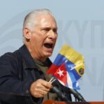 Ο Πρόεδρος Κούβας καταδικάζει προσπάθεια Τραμπ να «πνίξει» την οικονομία του νησιού Kouva proedros