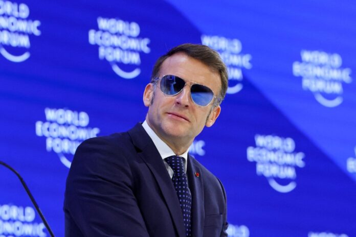 Macron davos