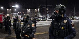 Αποχωρούν ομοσπονδιακοί πράκτορες από τη Μινεάπολη – Γιατί έκανε πίσω ο Τραμπ Minneapolis police matsouki