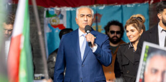 Ο εξόριστος γιος του Σάχη του Ιράν δηλώνει έτοιμος να επιστρέψει – Ο ι διαδηλώσεις είναι η ευκαιρία του – Καλεί σε ξεσηκωμό Pahlavi 3maketa