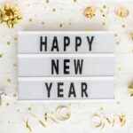 Πρωτοχρονιά… δύο φορές: Πώς κάποιοι μπήκαν στο 2026 και ξαναγύρισαν στο 2025 Premium photo 1663840297088 5b76140d74ba