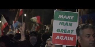 Διαδηλωτές διαμαρτύρονται έξω από την ιρανική πρεσβεία στο Λονδίνο εν μέσω αναταραχής στο Ιράν 366528