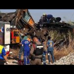 Ταϊλάνδη: Γερανός κατέρρευσε πάνω σε τρένο βόρεια της Μπανγκόκ- Δεκάδες νεκροί και τραυματίες 366664