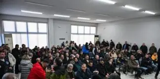 «Λευκός καπνός» από την πανελλαδική σύσκεψη στον Παλαμά: «Ναι» από τους αγρότες σε διάλογο με τον Κ. Μητσοτάκη Syskepsi agroton palama 3 696x464