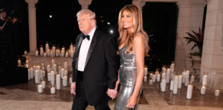 Όλα όσα έγιναν στο ρεβεγιόν του Τραμπ: Η απαστράπτουσα Μελάνια, το μήνυμα «ειρήνη στη Γη» και η δημοπρασία εκατομμυρίων (βίντεο, φώτο) Tramp melina