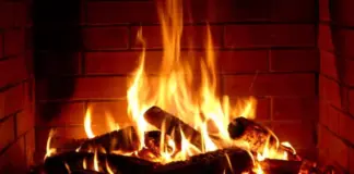 Δέκα ώρες τζάκι και πάνω από 1 εκατ. δολάρια έσοδα Tzaki youtube 10 ores