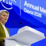 Ursula von der layen 696x464
