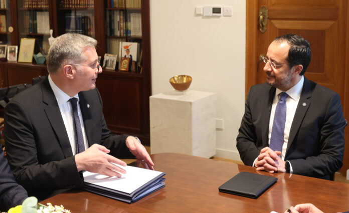 Πρόεδρος της Δημοκρατίας ‒ Υπουργ