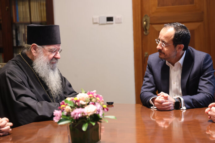 Πρόεδρος της Δημοκρατίας – Συνάντ