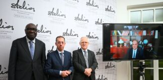 Την πορεία των Δικοινοτικών Βραβείων παρουσίασε ο Σερ Στέλιος Χατζηιωάννου UN S. Representative Ambassador of Greece British High commissioner