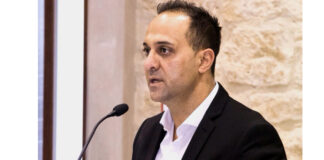 Ανέλαβε επίσημα ο Ονησιφόρου – «Ο Δήμος Πάφου συνεχίζει ομαλά και χωρίς πρόβλημα» Aggelos onisiforou