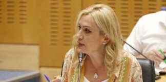 E. Χαραλαμπίδου: Το ΑΚΕΛ να απαντήσει για Παμπορίδη – «Δεν με ενδιαφέρει η Προεδρία»