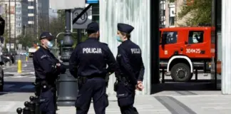 Πολωνία: Ανήλικος νεοναζί κατηγορείται για σχέδια επιθέσεων σε τέμενος και σχολείο